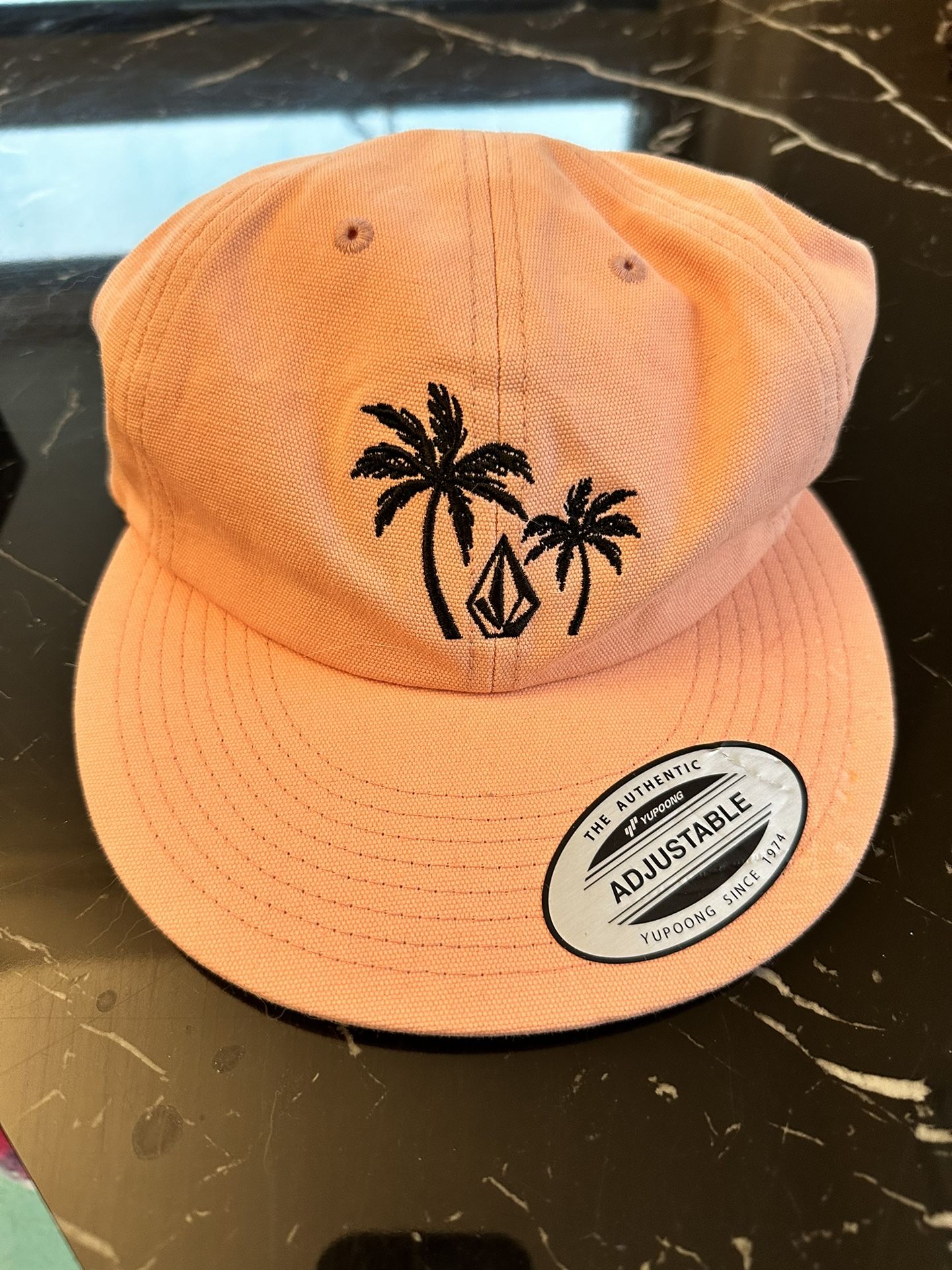 Pink/salmon Volcom Hat