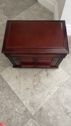 Vintage Jewelry Box