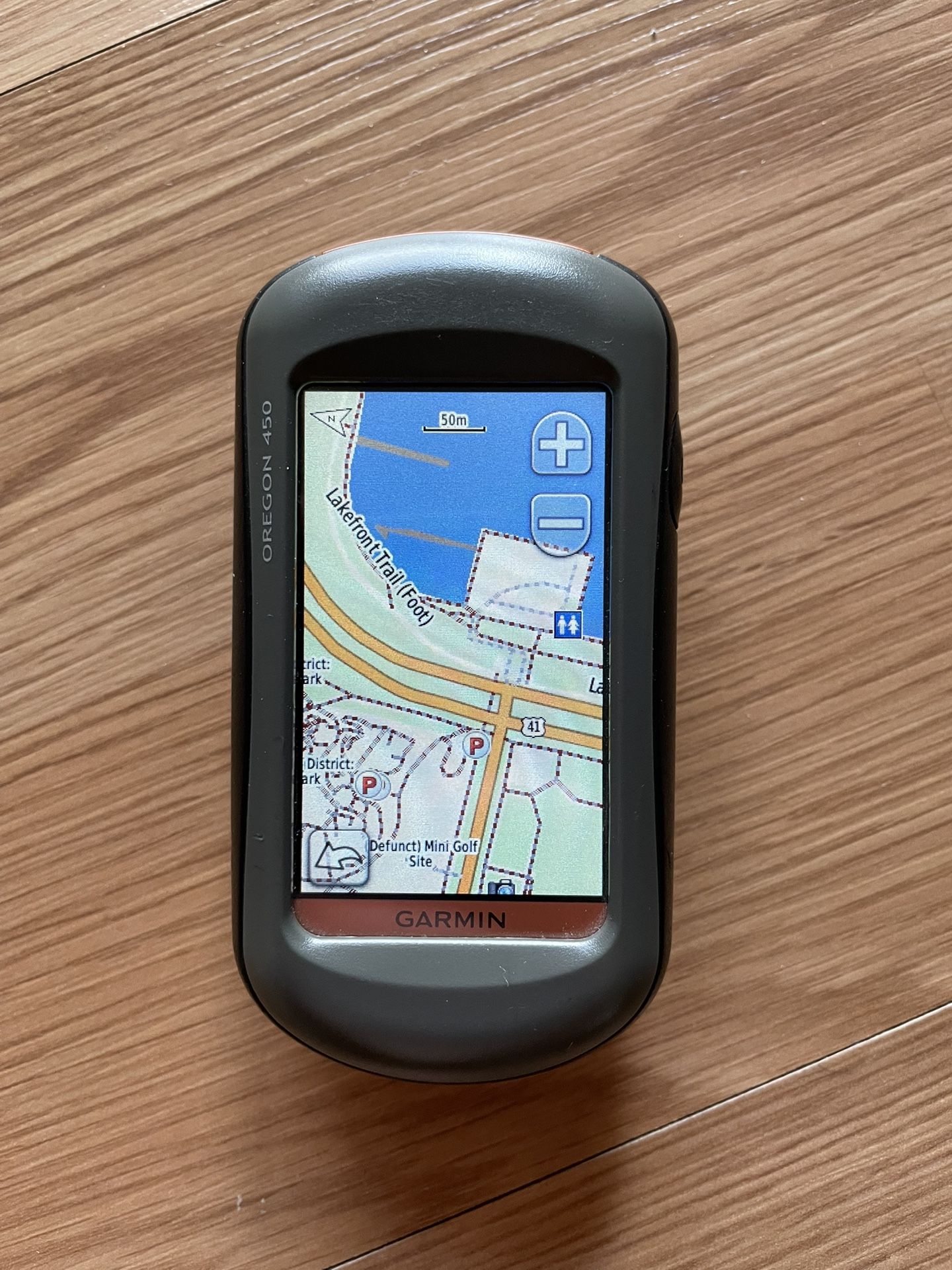 Garmin Oregon 450 - Handheld GPS Touchscreen Navigator + Bike handlebar Mount - good and clean condition - If the listing is up and you can see it, th