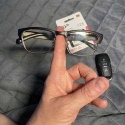 NEW Car Key Spy Cam Or NEW Smart Glasses