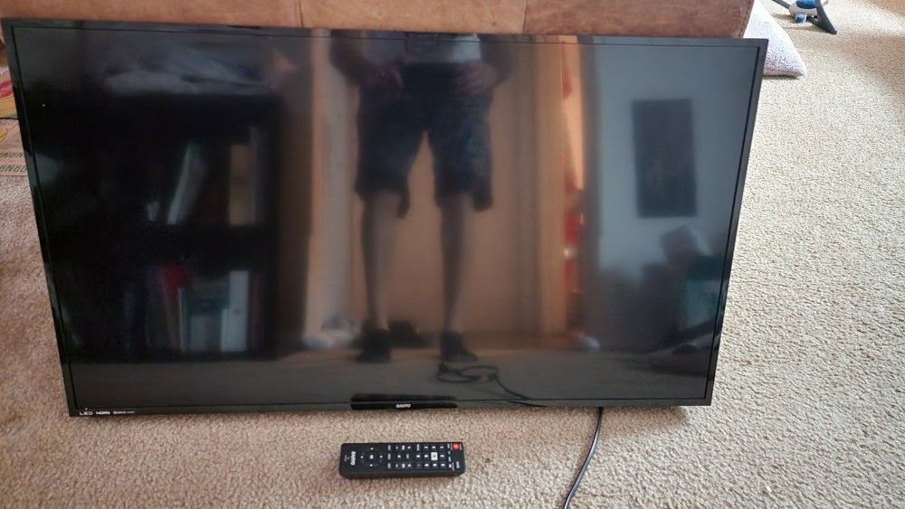 40 Inch Sanyo TV