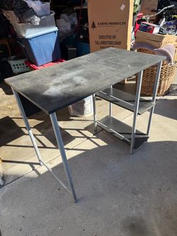Desk with Side Shelves