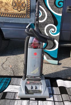 HOOVER WINDTUNNEEL like new