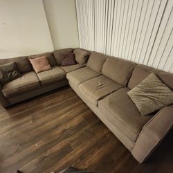 FREE Large 2-piece Fabric Sectional Couch (No Delivery)