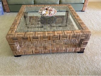 Rattan square coffee table with glass top