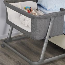 Pamo Babe Bedside Sleeper Bassinett