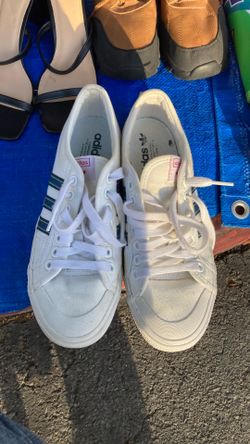 Adidas size 8 unisex