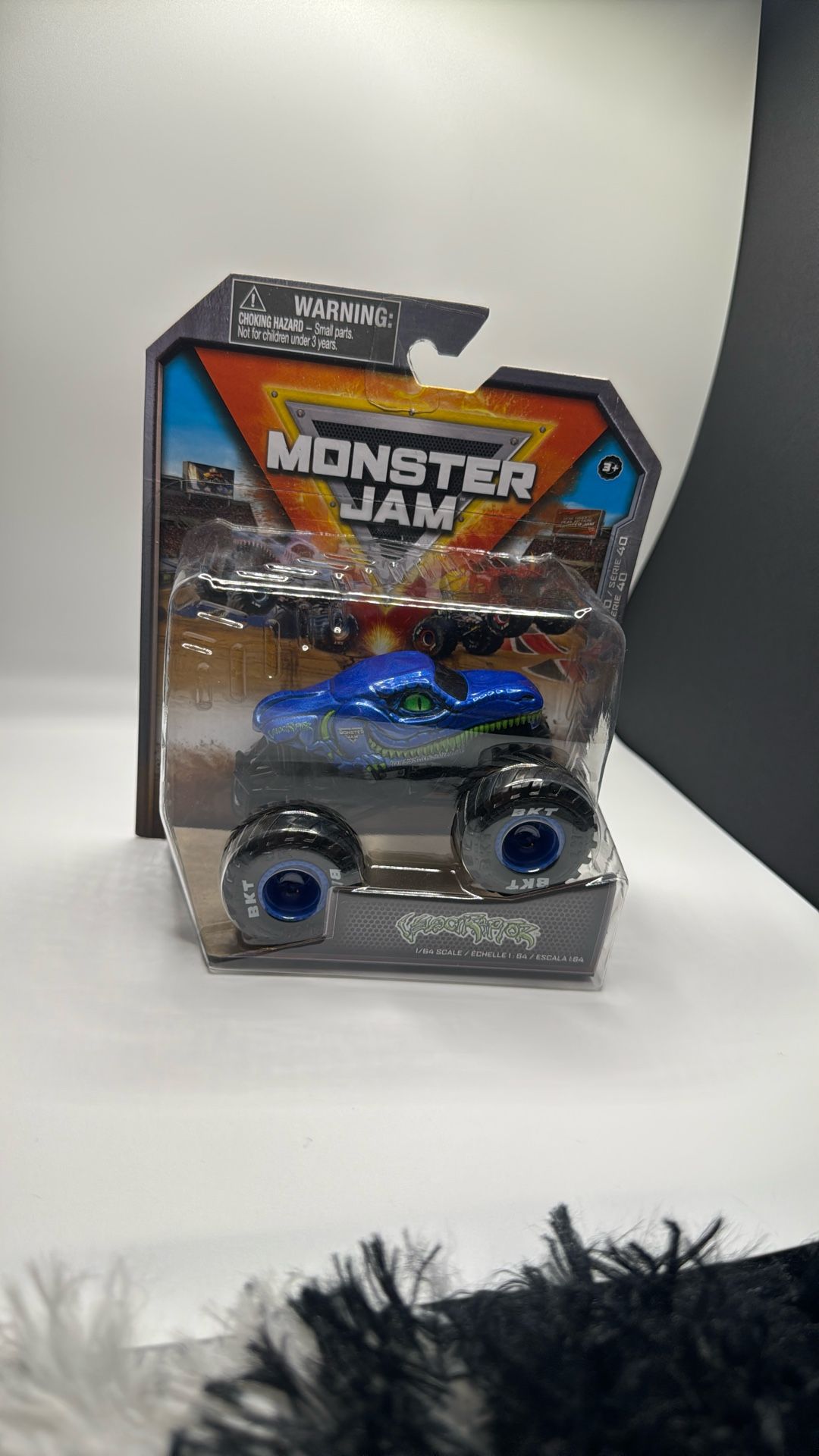 Monster Jam Velociraptor