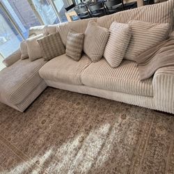 Viral Ashely White Couch