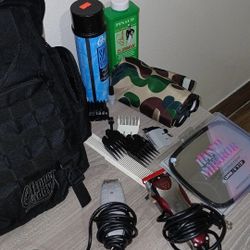 Clipper Set With Clipper Caddy