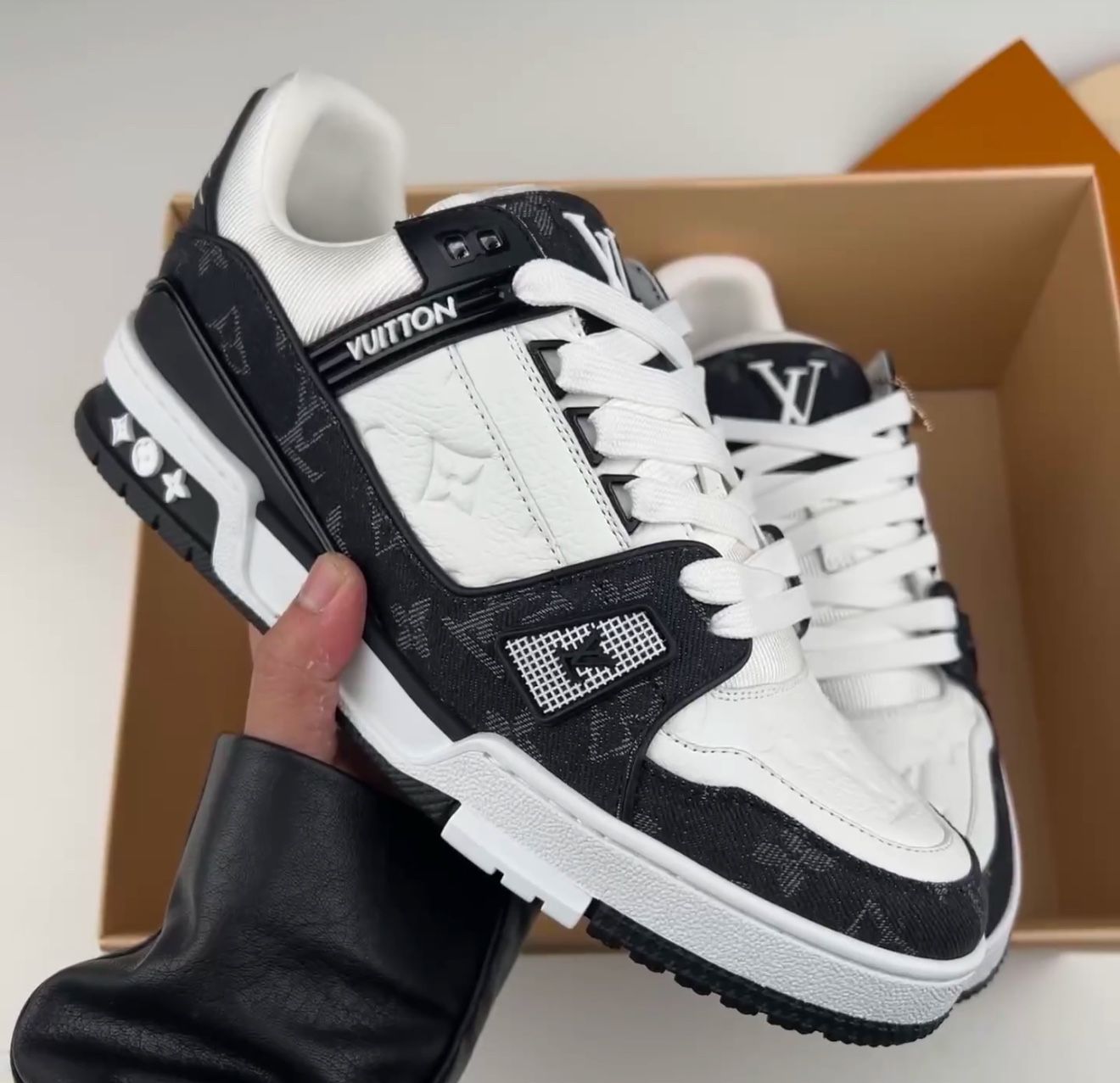 LV Trainer Sneaker