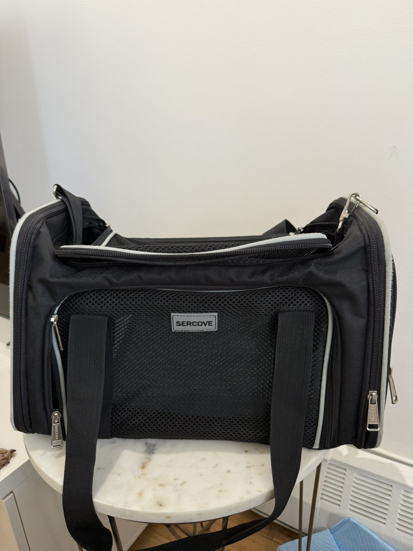SERCOVE Pet Carrier - Black - Airline Approved