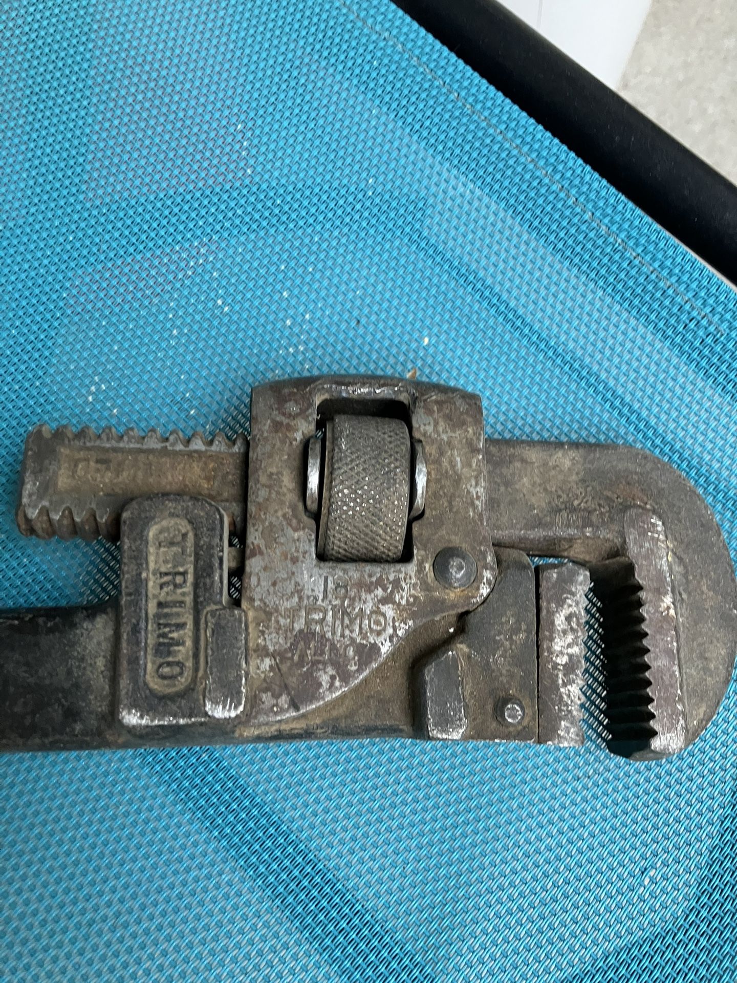 VINTAGE ANTIQUE STILLSON WALWORTH PIPE WRENCH 18.