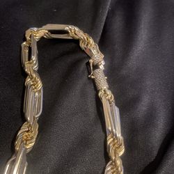 14k Gold Chain With Diamond Lock New 