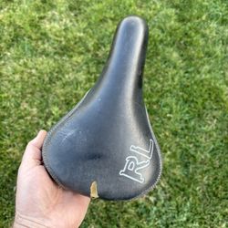 Used Redline Bmx Seat Old School Mid School Fits GT DG CW Torker