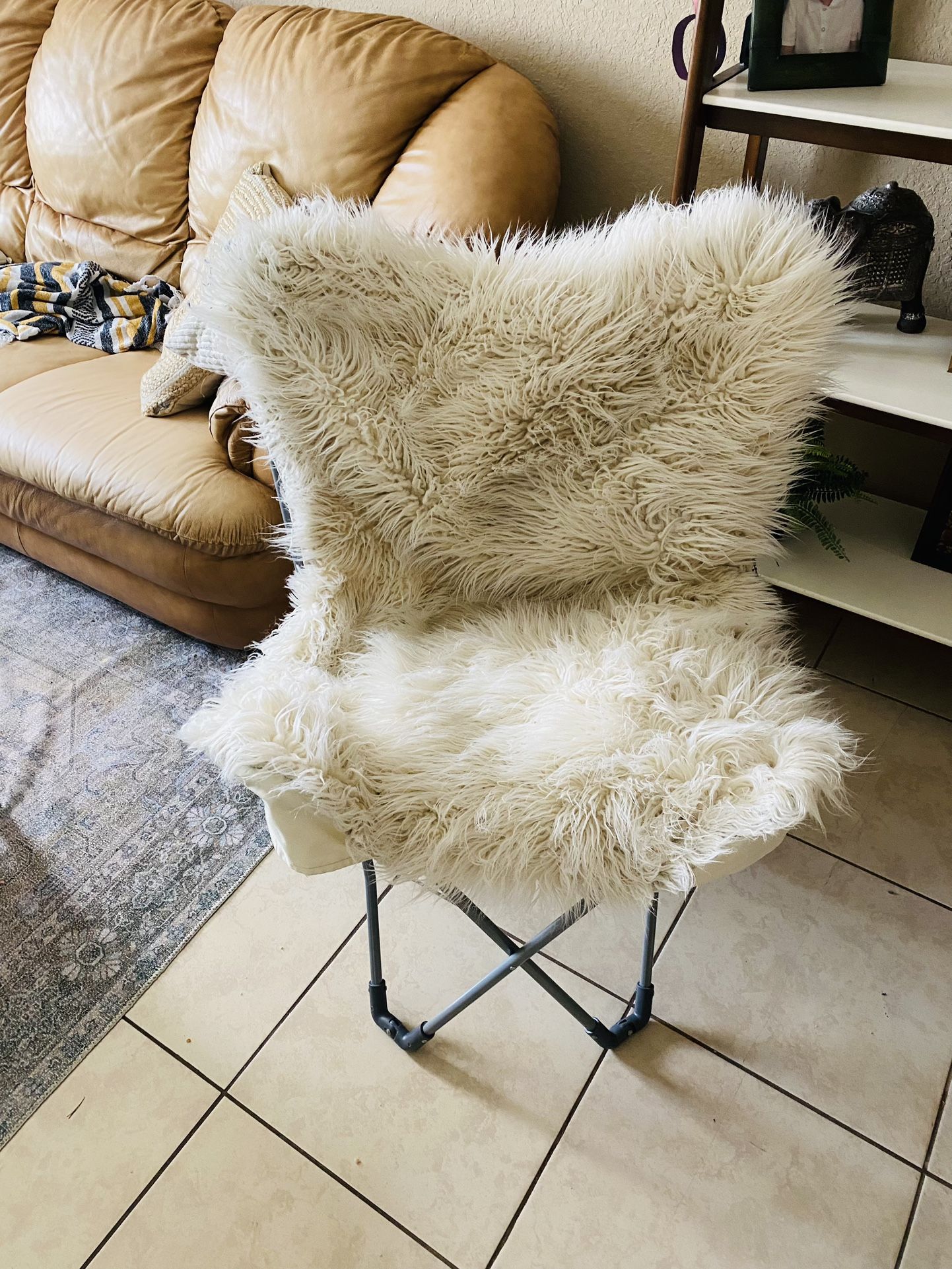 White butterfly chair| Foldable Fluffy White Chair