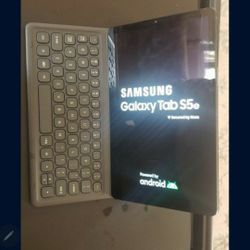 Samsung Gakaxy Tab 5se Tablet (At,&t) Model With Keyboard