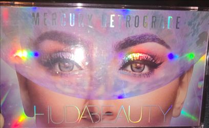 Huda Beauty Mercury Retrograde Eyeshadow Palette