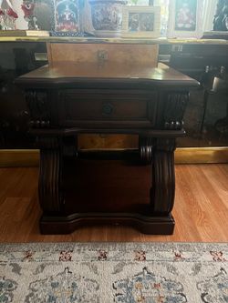 Entryway table