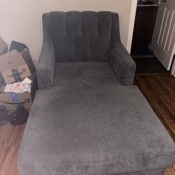 Chaise Lounge Sofa - Great condition