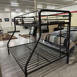 Twin/Full Bunkbed