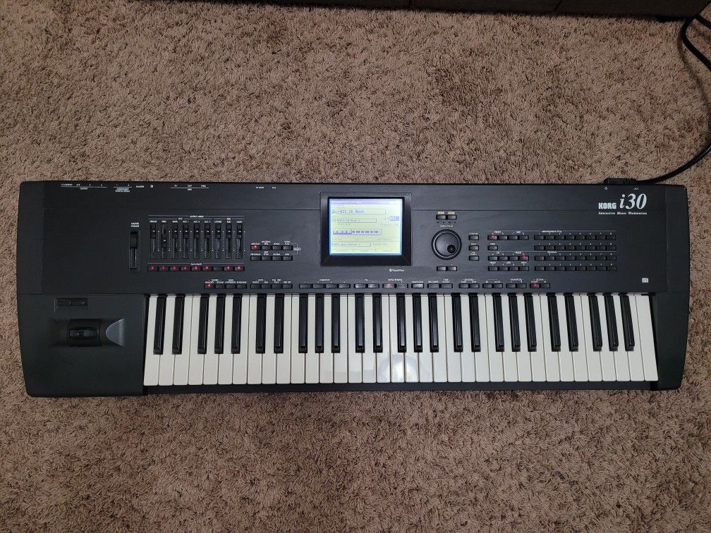 Korg I30