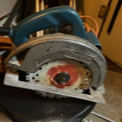 Makita saw corded