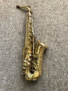 Selmer Prelude Alto Saxophone Intermediate case Included