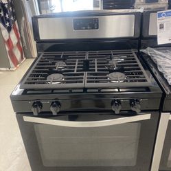 Whirlpool Gas Range (new Warranty Included) 