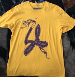 LA Lakers Kobe shirt