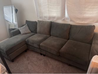Gray Sectional Sofa – Good Condition