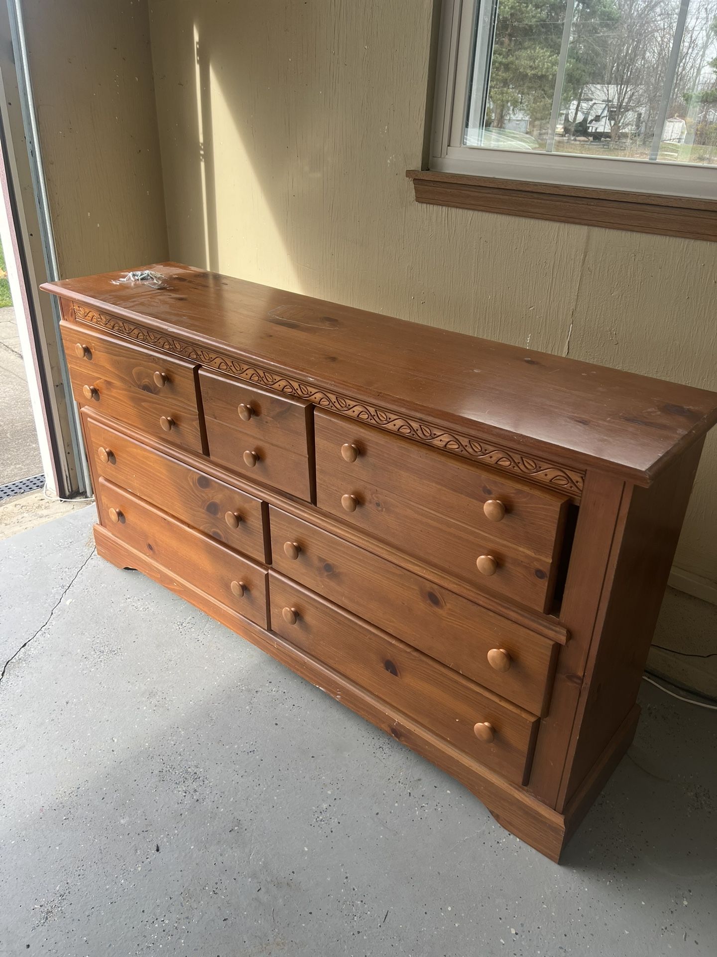 2 Piece Dresser Set 