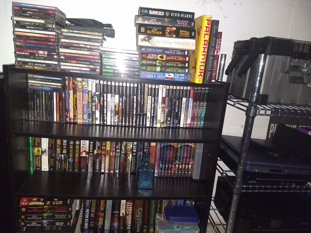 HUGE LOT OF BOOKS/DVD/CD/ps1/ps2/ps3/N64