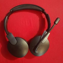Onn. Gaming Headset W Mic