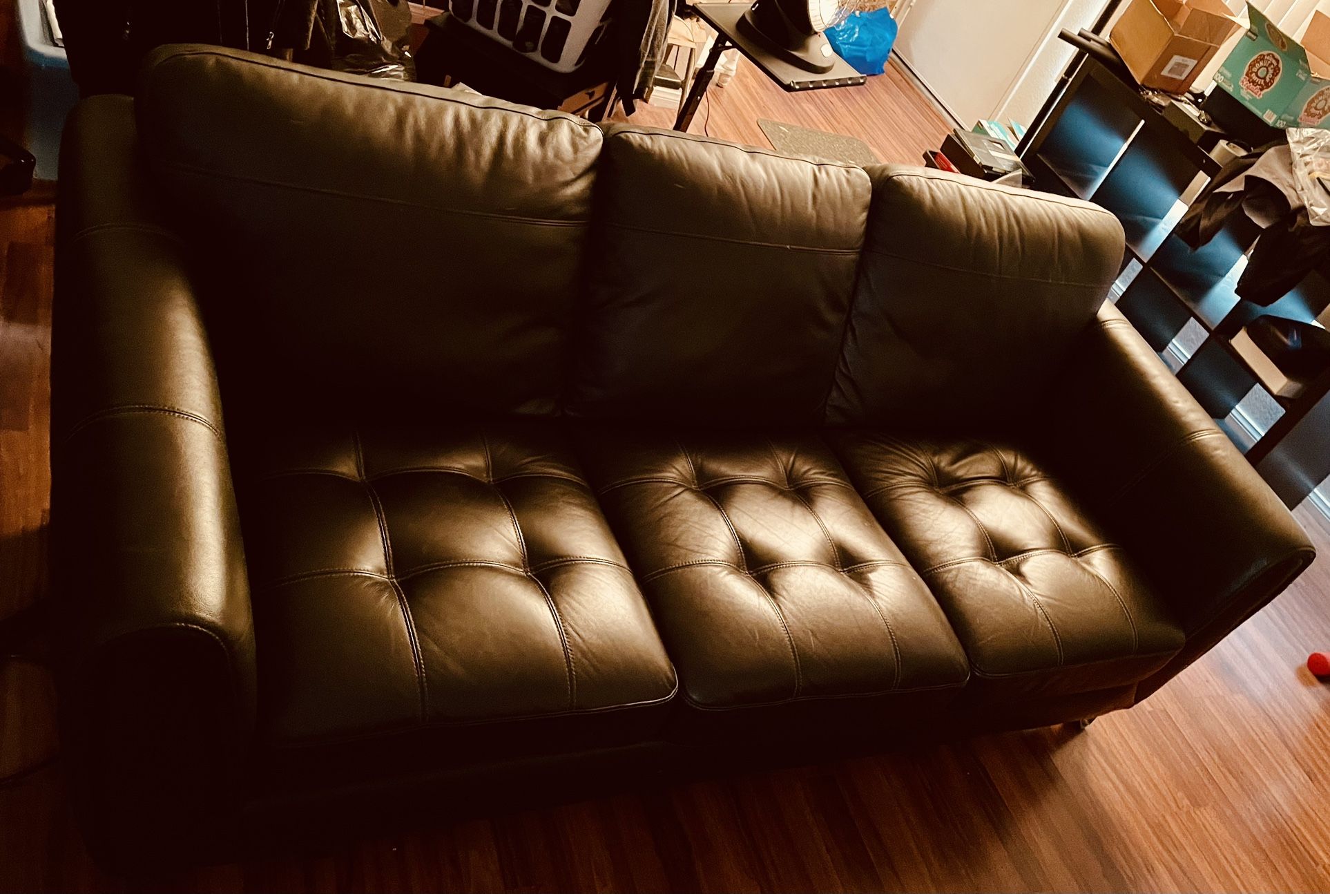 Chocolate Brown Leather Couch – Excellent Condition!