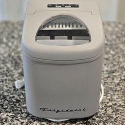 Used Frigidaire Silver 26 LB Retro Bullet Ice Maker