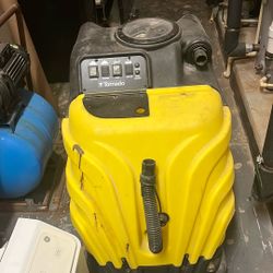 Machine for clean carpet good condition