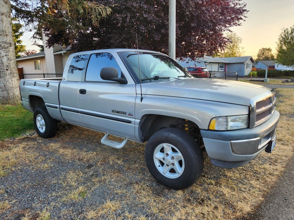 98 Dodge Ram 1500 Wheels