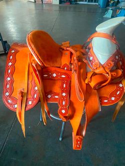 Montura charra de cuero