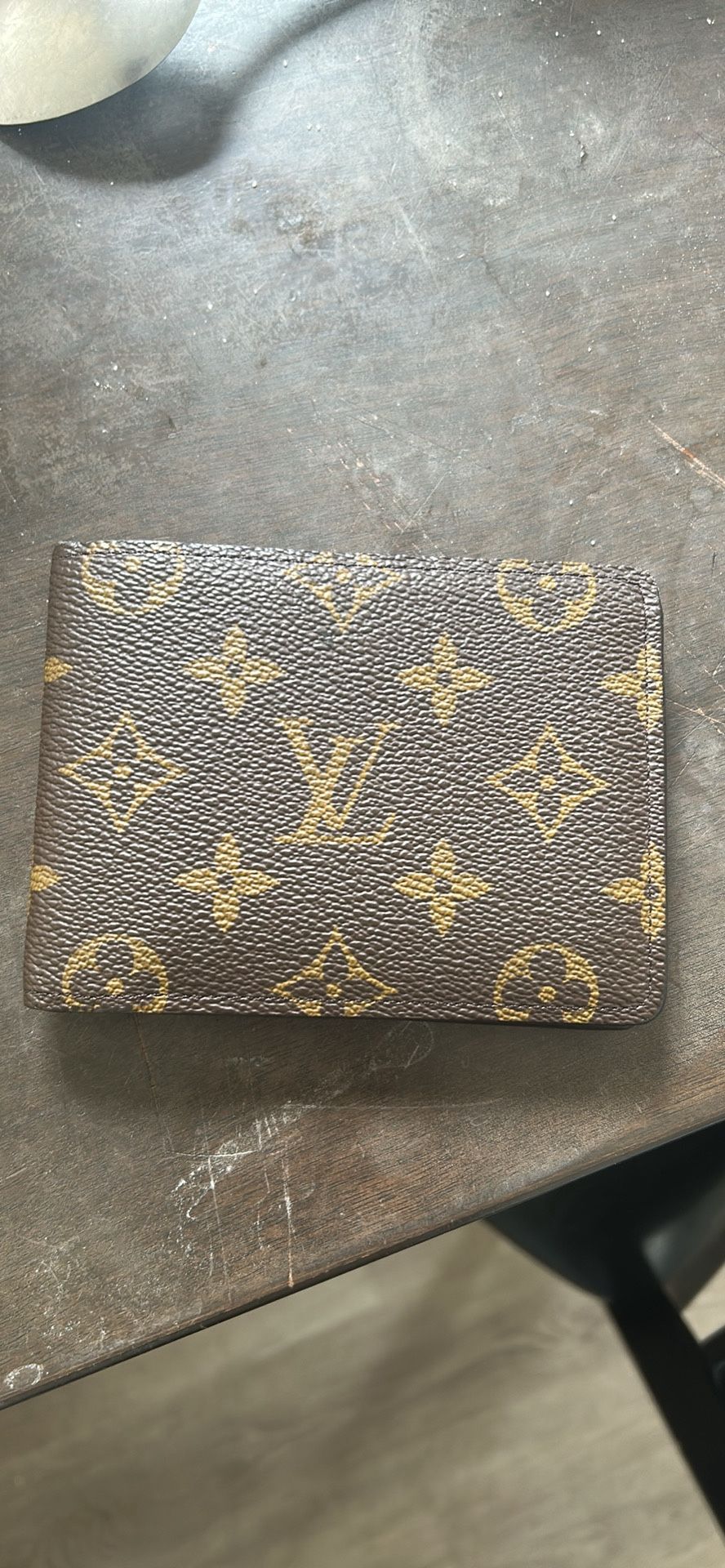 LV MEN WALLET