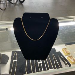 14k Gold 4.3 Gram Gucci Chain