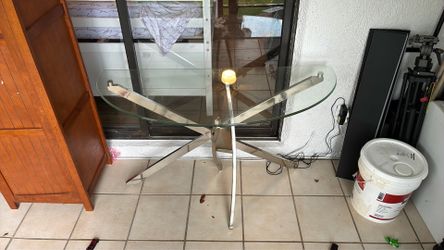 Glass wall table