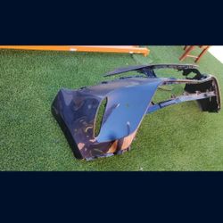 2021 -2022 TOYOTA VENZA FRONT
BUMPER COVER GENUINE USED OEM. NCF