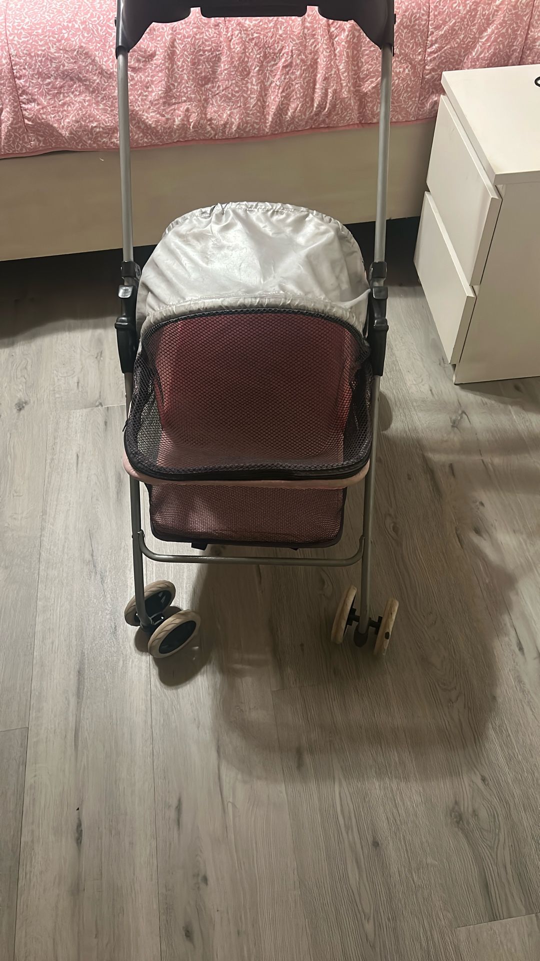 $35 Cat And Or Dog Animal Stroller Like New Must Go ASAP
