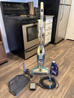 Bissell CrossWave Multi‑Surface Cleaner – Vacuums & Washes Floors
