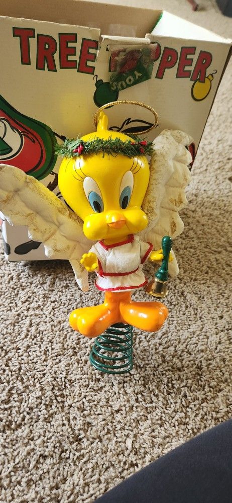 Vintage Warner Brothers Tweety Bird Tree Topper