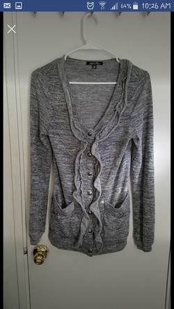 Gray Cotton Cardigan by Love Tree Size M