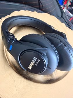 Shure SRH440 Professional Studio Headphones