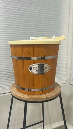 Old Fashioned Ice Cream Maker