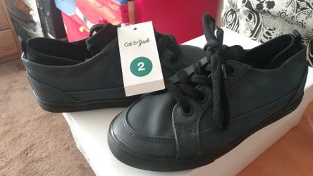 Boys shoes